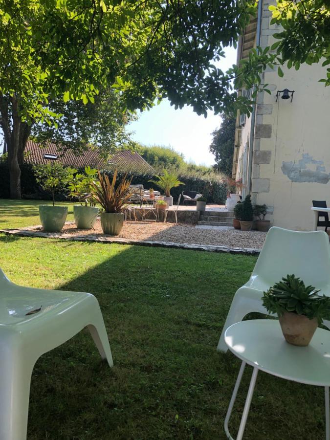 Bed and Breakfast La Parenthèse Saubrigues Esterno foto